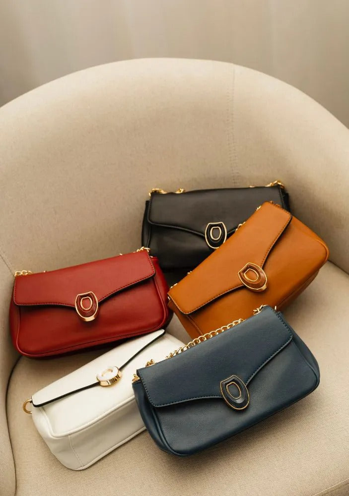 Medium-sized bag with rhinestones