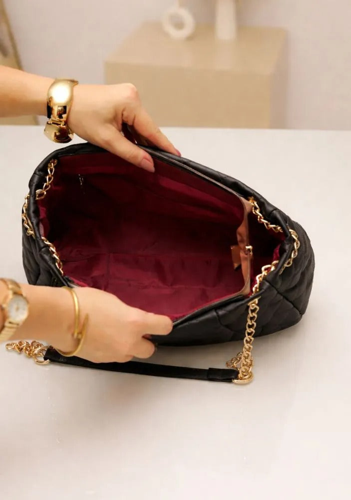 Classic Medium Black Bag